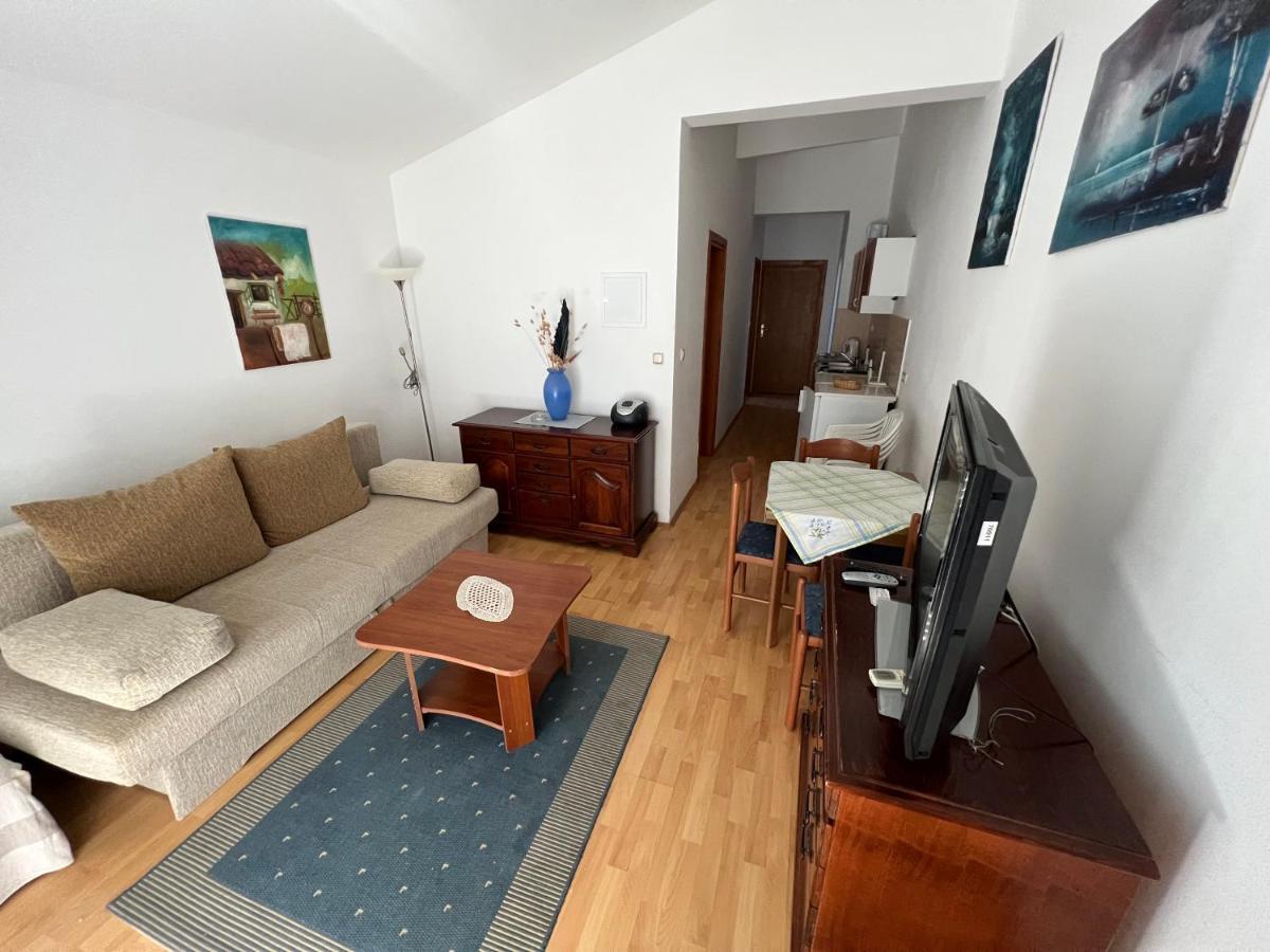 Apartments Akiki Karlobag Zewnętrze zdjęcie