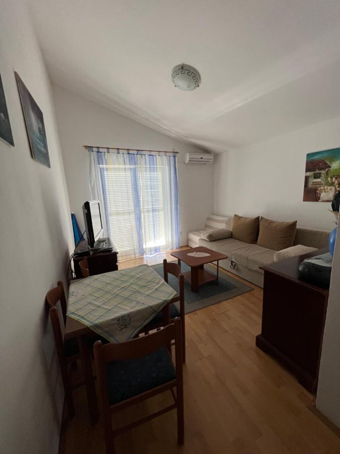 Apartments Akiki Karlobag Zewnętrze zdjęcie