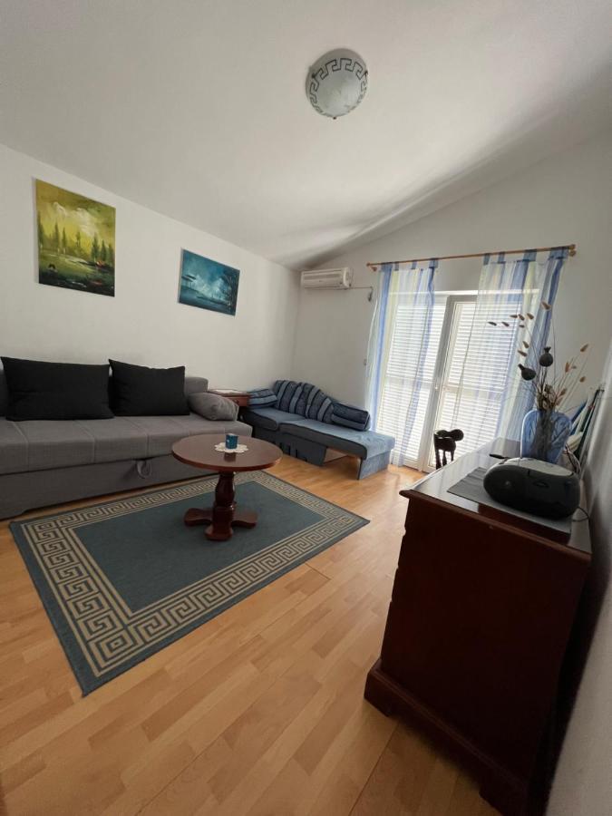 Apartments Akiki Karlobag Zewnętrze zdjęcie